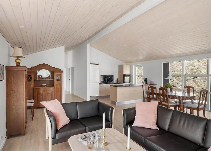 6838-allinge-stakkebakken-9 * Allinge-Sandvig